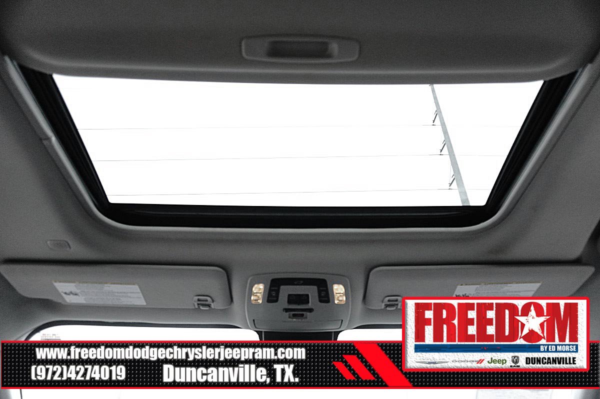 Used 2021 Toyota Sienna XLE FWD image 36