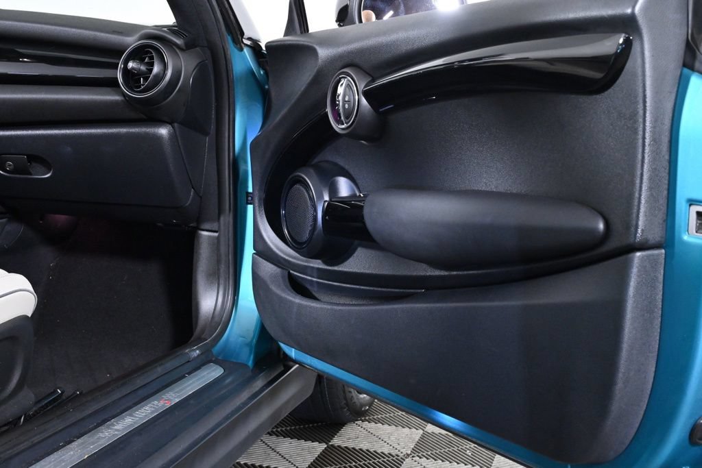 Used 2020 MINI Cooper S FWD image 30