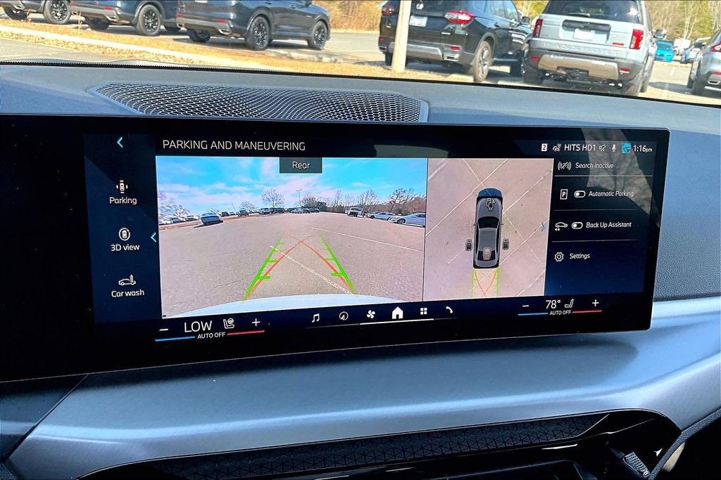 Used 2026 BMW 330i Sedan w/ M Sport Package image 11