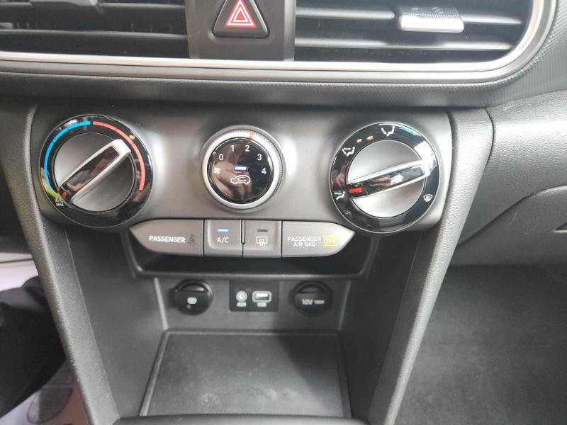 Used 2021 Hyundai Kona SEL w/ Cargo Package image 13