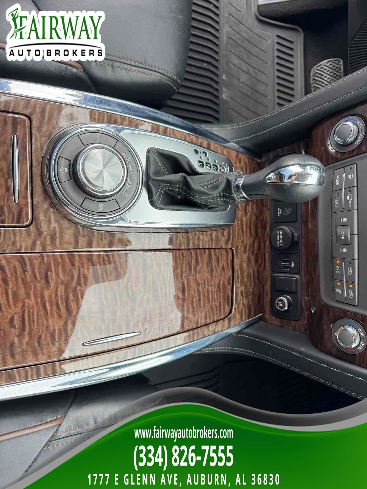 Used 2019 Nissan Armada Platinum w/ Captain's Chairs Package AWD/4WD image 25