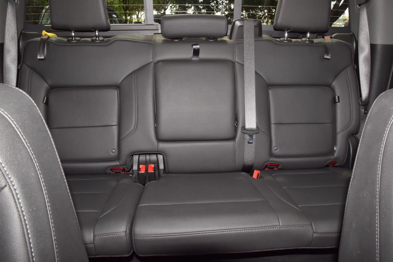 Used 2025 Chevrolet Silverado 1500 LTZ AWD/4WD image 20