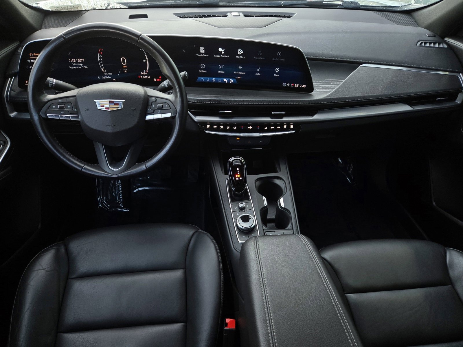 Used 2024 Cadillac XT4 Premium Luxury image 13