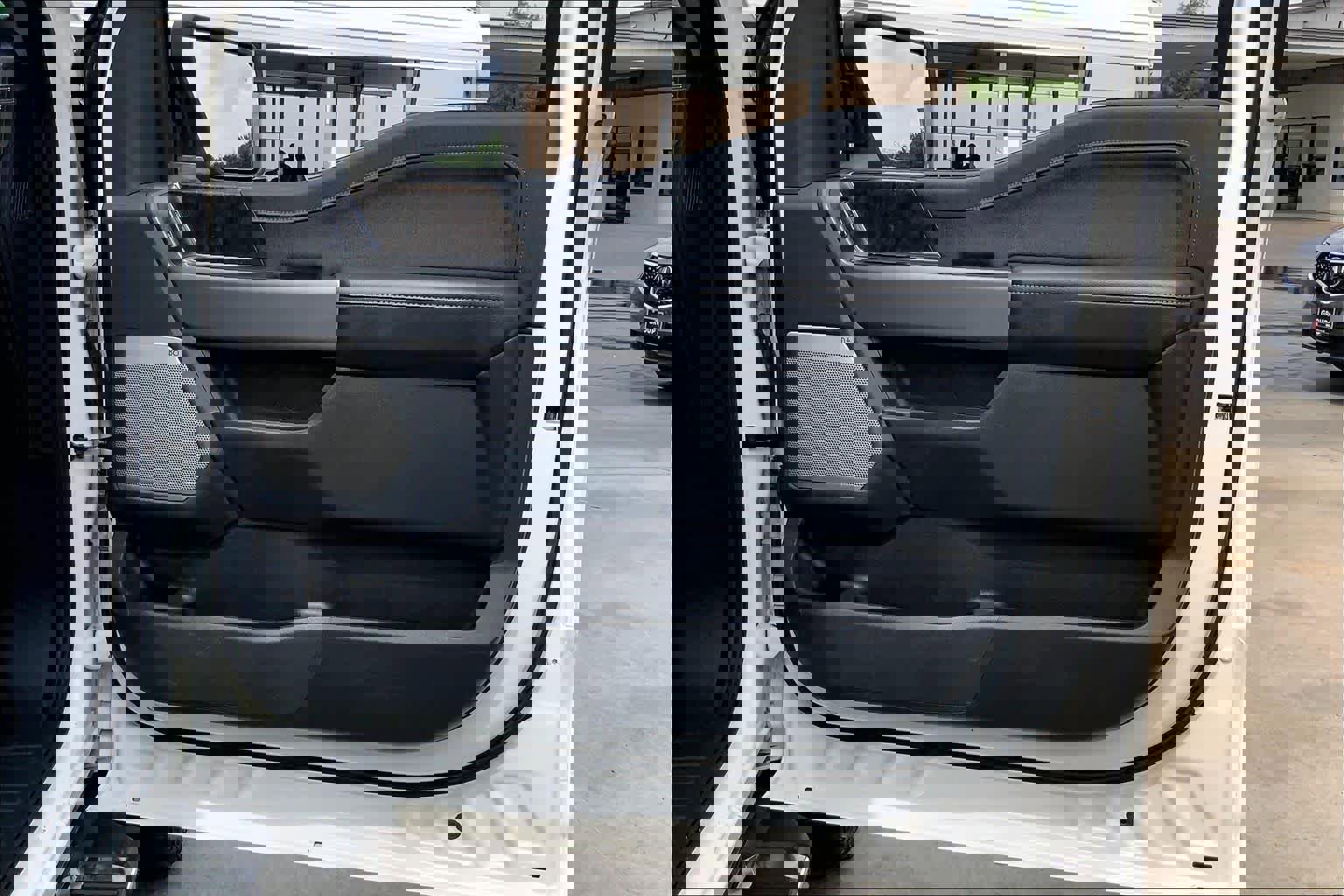 Used 2021 Ford F150 Lariat w/ Equipment Group 502A High AWD/4WD image 21