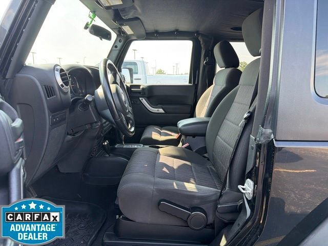 Used 2012 Jeep Wrangler Rubicon w/ PWR Convenience Group AWD/4WD image 10