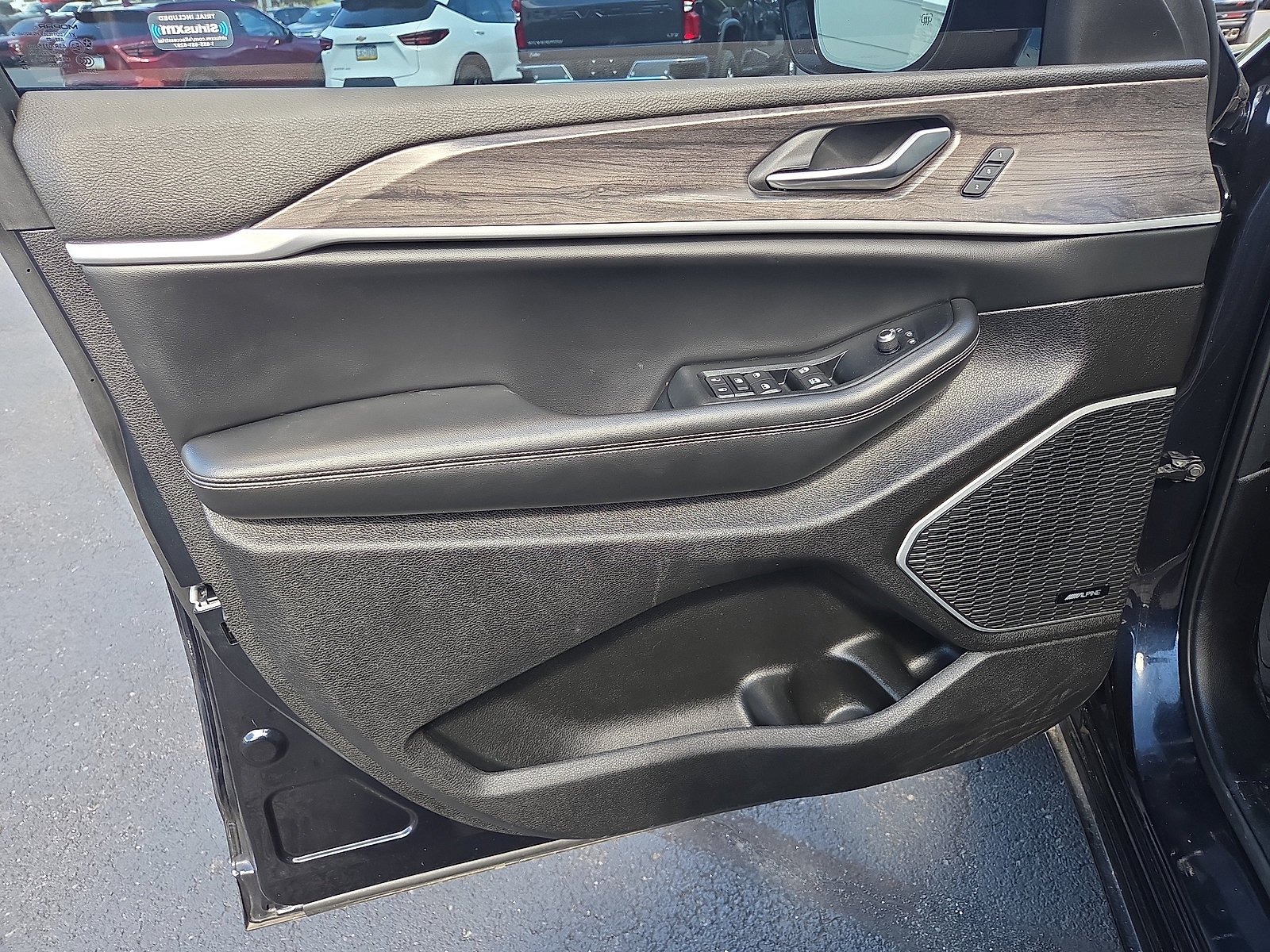 Used 2023 Jeep Grand Cherokee 30th Anniversary AWD/4WD image 14