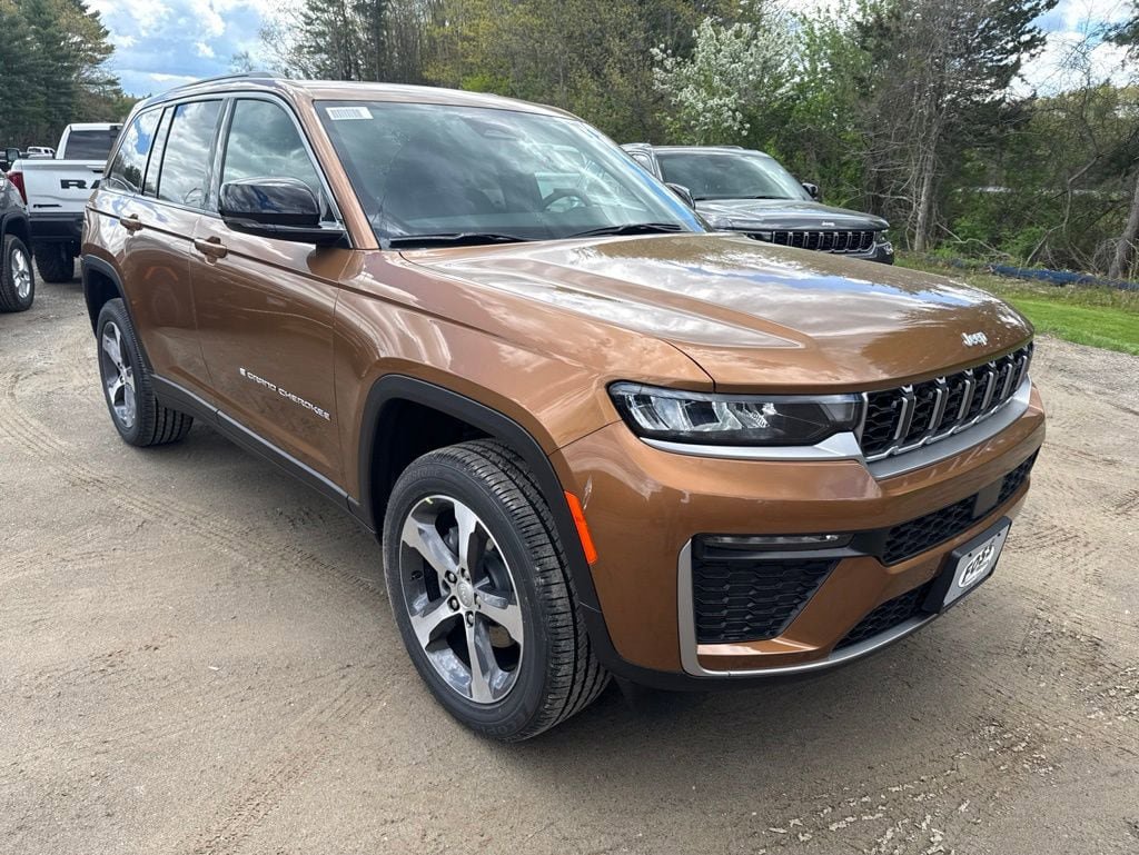New 2026 Jeep Grand Cherokee Limited AWD/4WD image 6