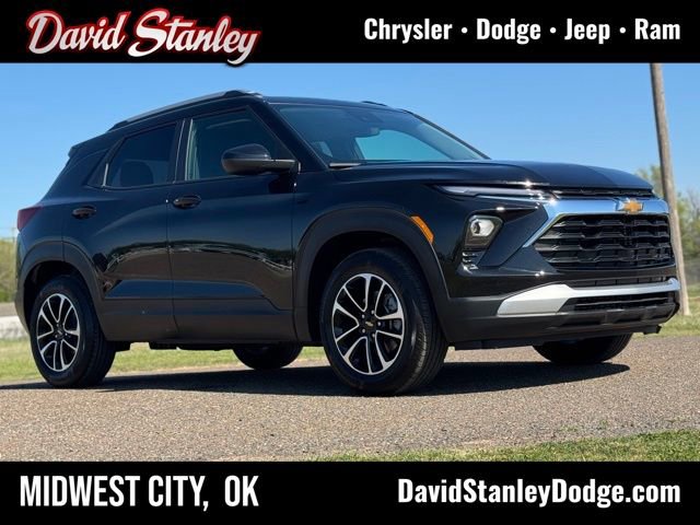 Used 2026 Chevrolet TrailBlazer LT FWD image 1