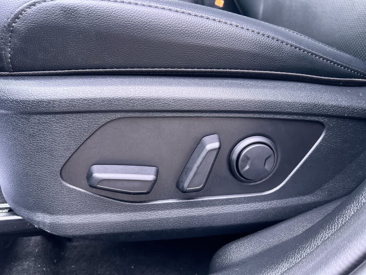 Certified 2024 Kia Sportage EX AWD/4WD image 12
