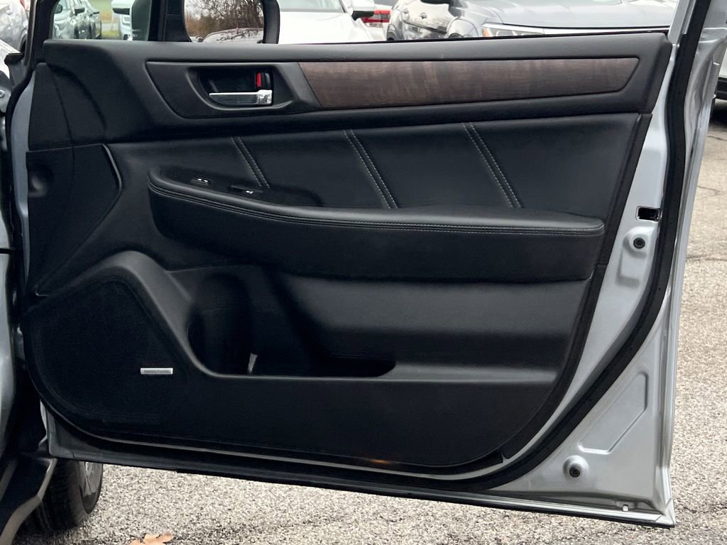 Used 2019 Subaru Outback 2.5i Limited image 11