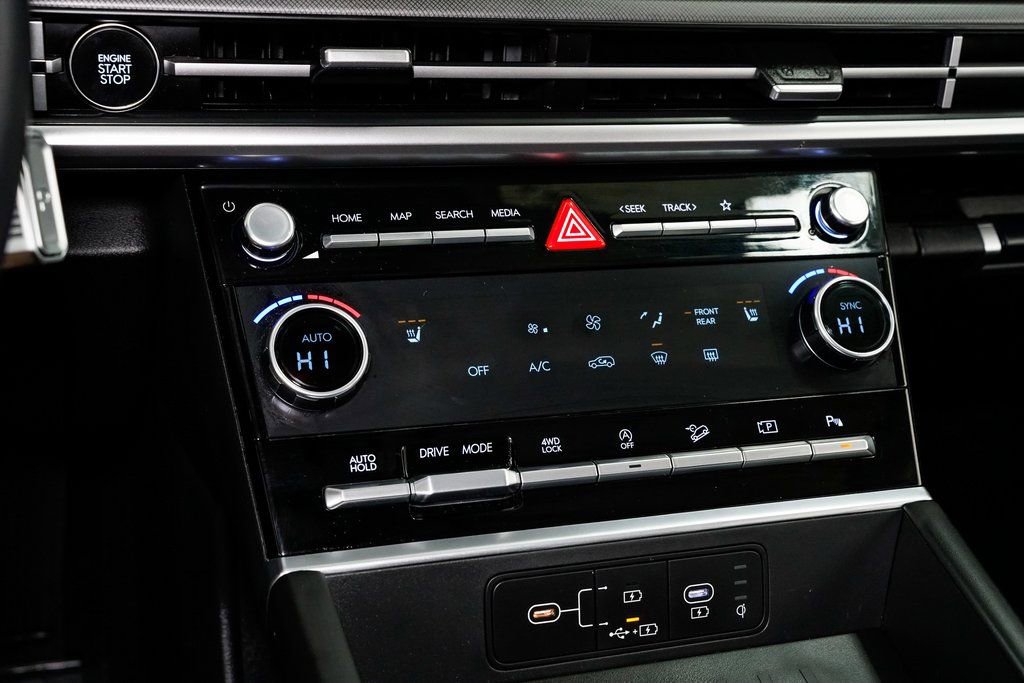 Used 2025 Hyundai Santa Fe XRT image 22