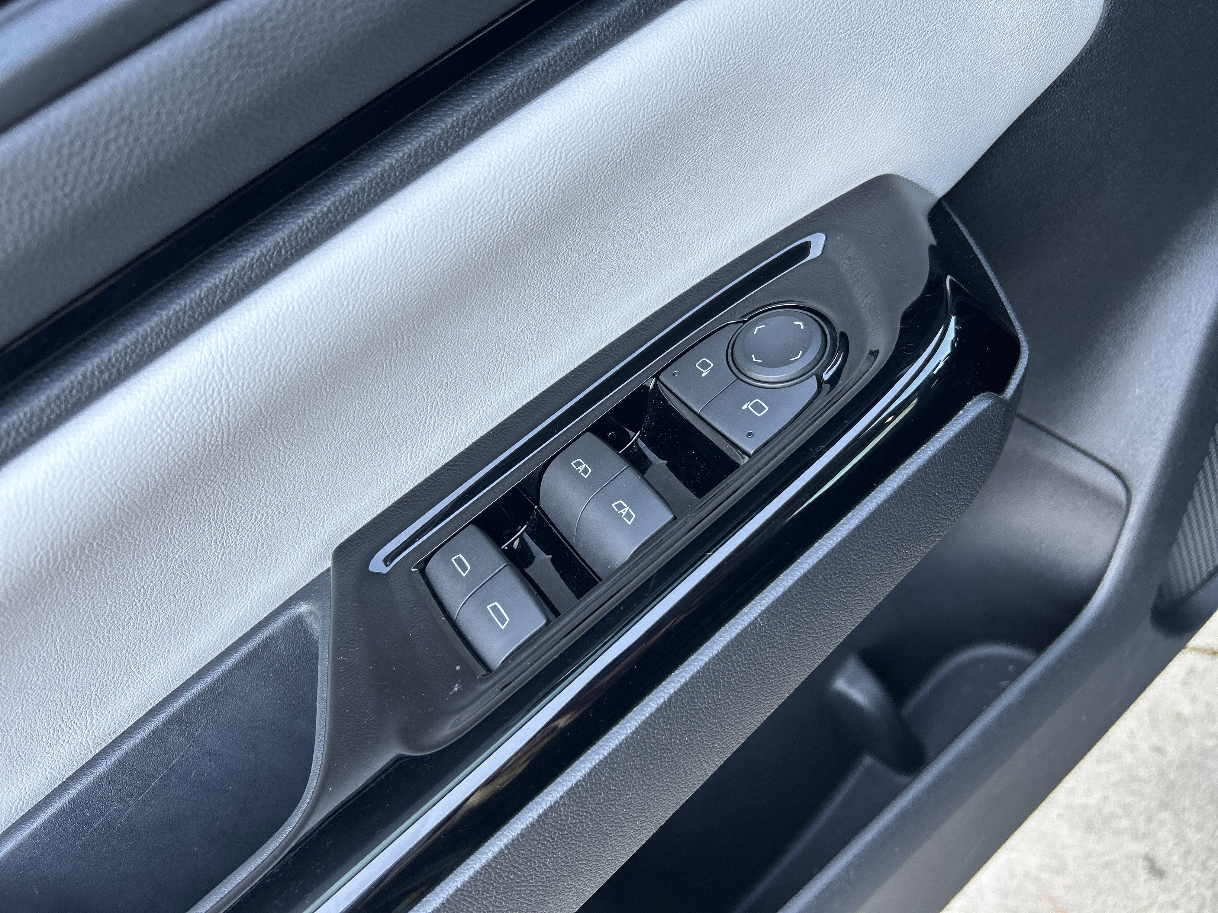 Used 2025 Honda Prologue Touring image 23