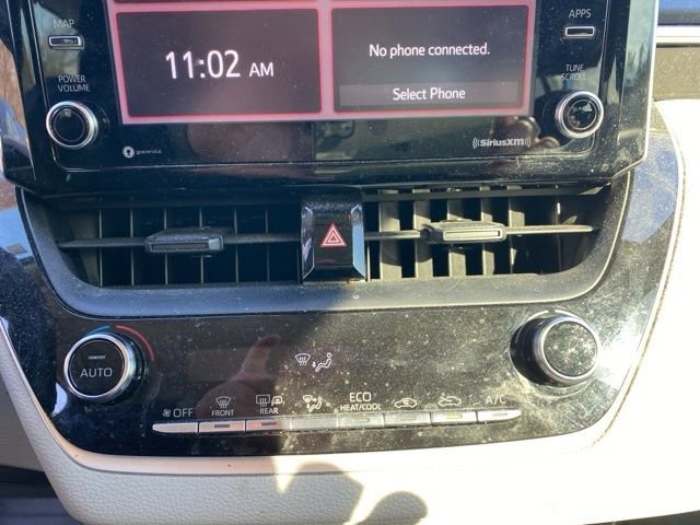 Used 2021 Toyota Corolla LE image 18