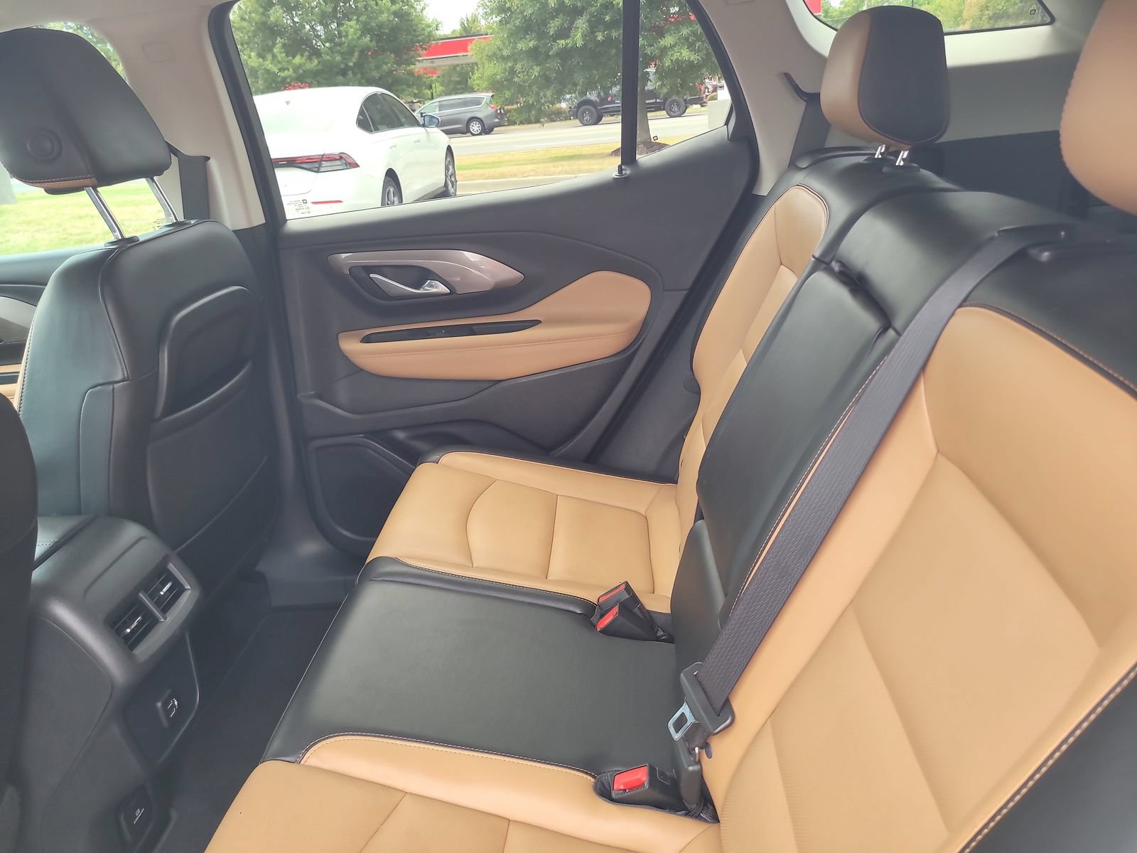 Used 2021 GMC Terrain SLT FWD image 24