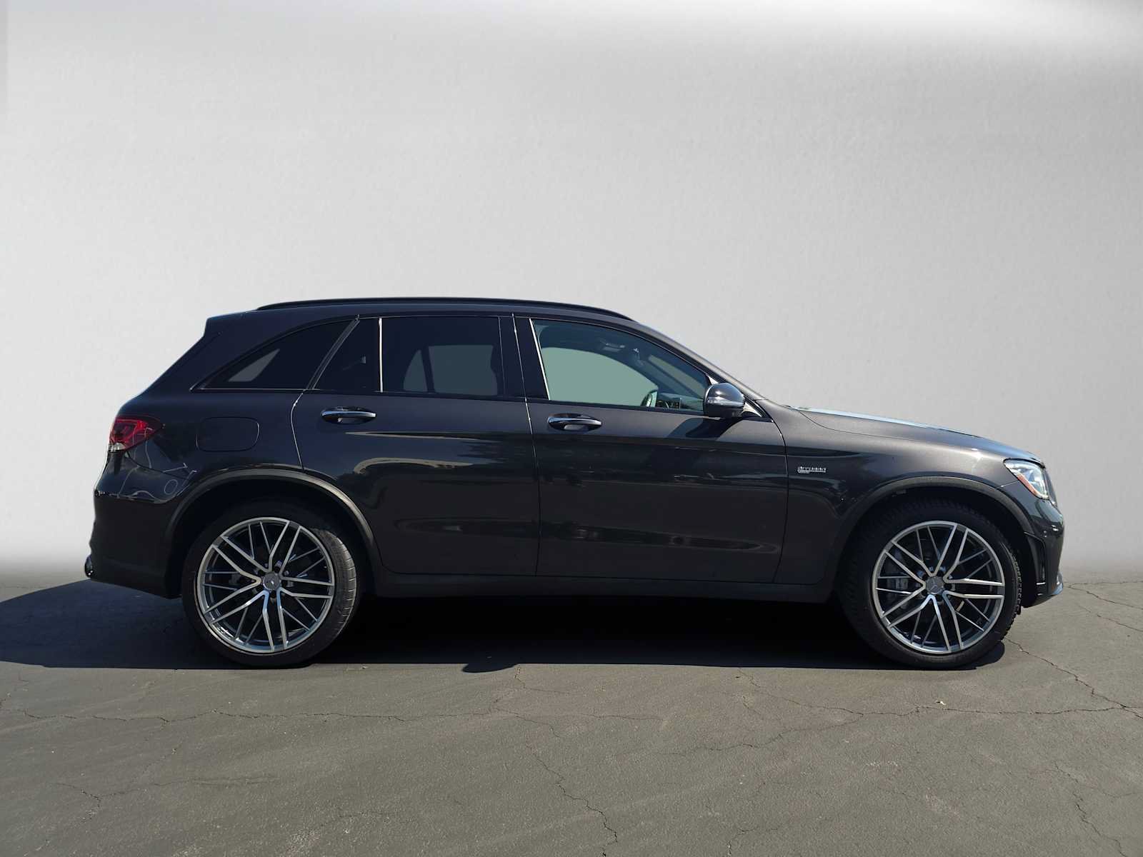 Used 2021 Mercedes-Benz GLC 43 AMG 4MATIC image 2