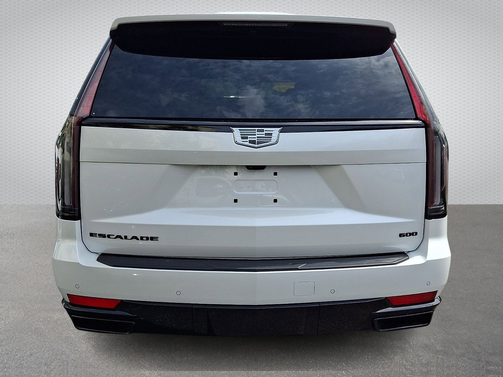 Used 2024 Cadillac Escalade Sport w/ LPO, ONYX Package image 5