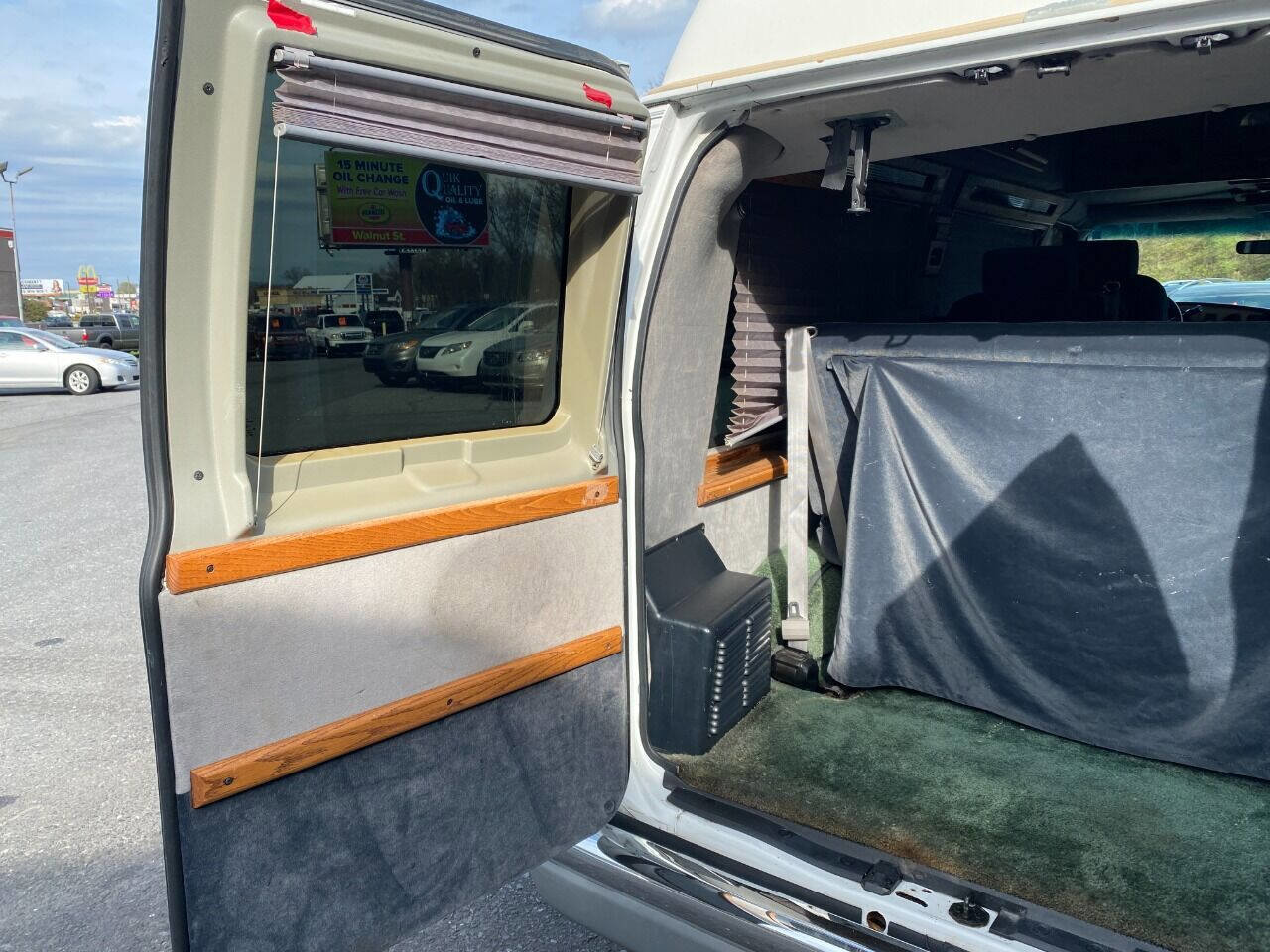 Used 1997 Ford E-150 and Econoline 150 RWD image 19