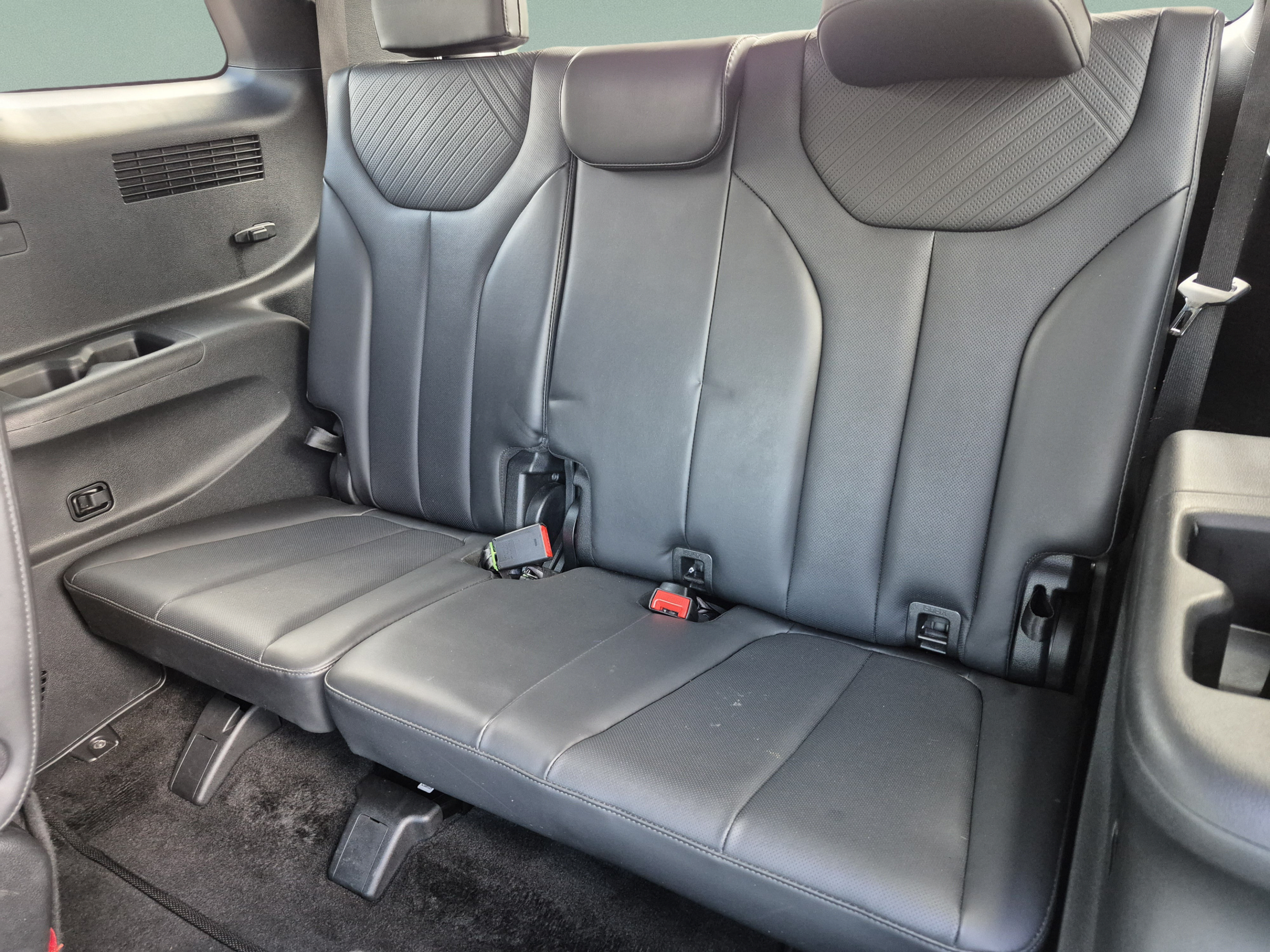 Certified 2024 Hyundai Palisade SEL w/ Premium Package FWD image 18