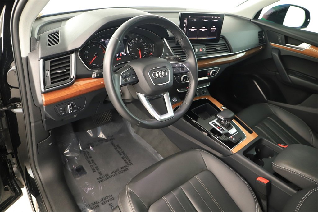 Certified 2023 Audi Q5 2.0T Premium w/ Convenience Package image 15