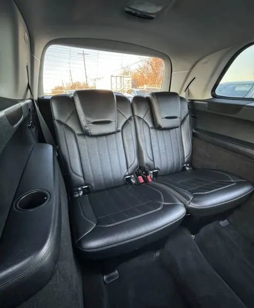 Used 2017 Mercedes-Benz GLS 450 4MATIC image 28