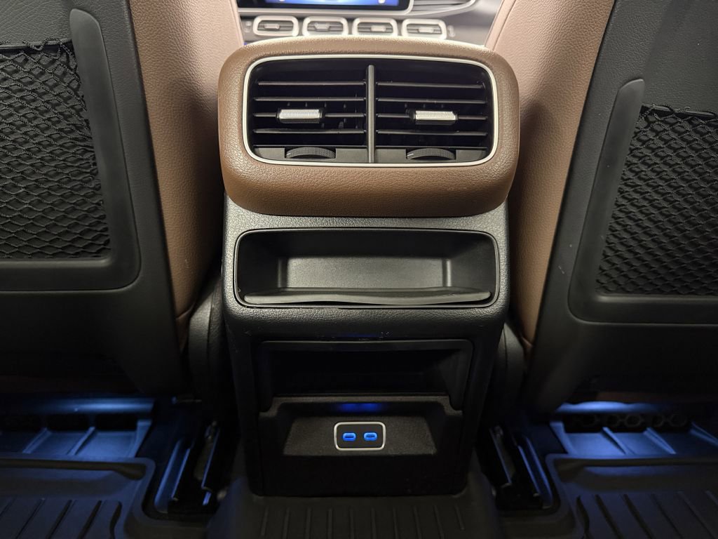 Used 2025 Mercedes-Benz GLE 450e 4MATIC image 29