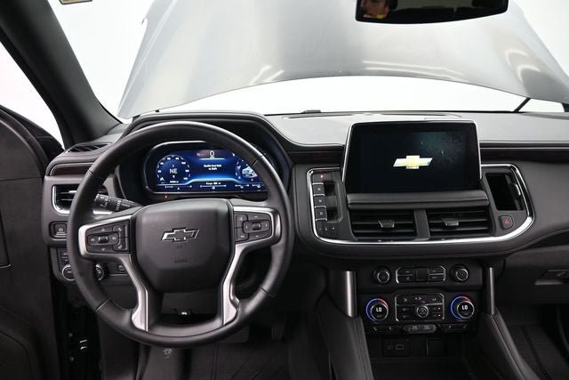 Used 2023 Chevrolet Tahoe Z71 w/ Luxury Package AWD/4WD image 18