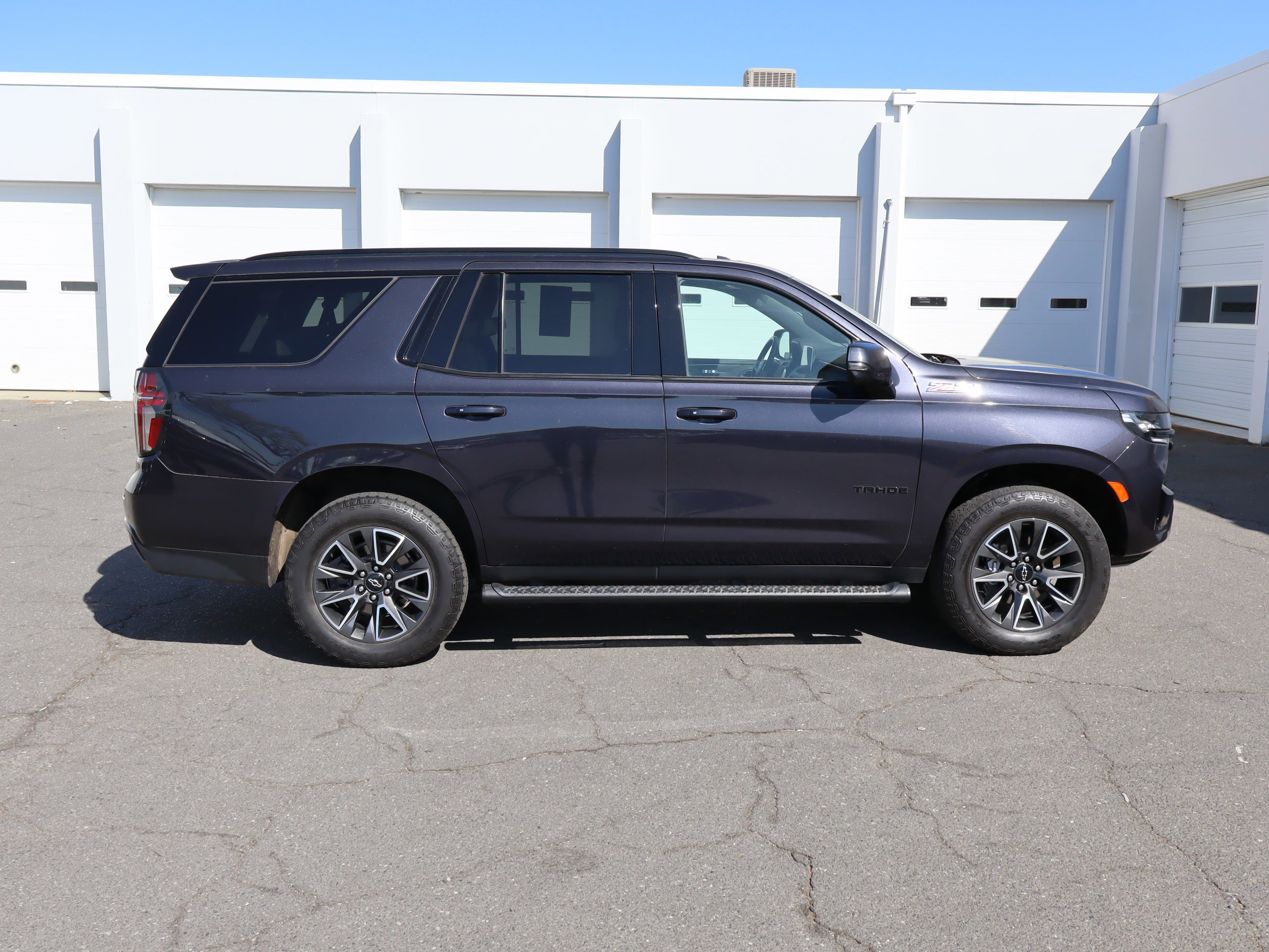 Used 2023 Chevrolet Tahoe Z71 w/ Luxury Package image 11