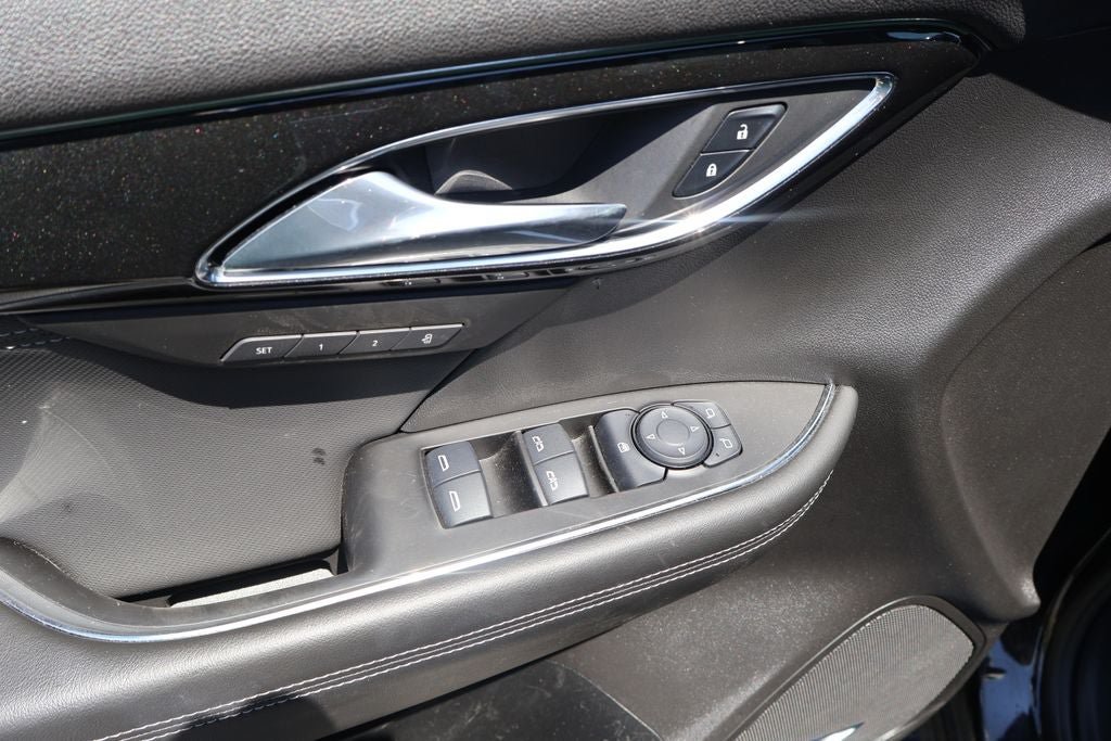 Used 2024 Buick Envision Preferred AWD/4WD image 7