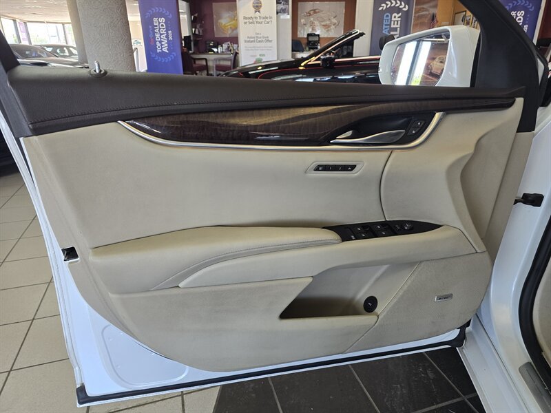 Used 2016 Cadillac XTS Premium FWD image 7