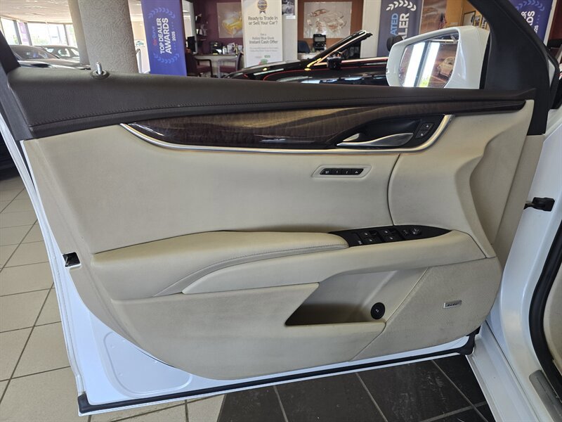 Used 2016 Cadillac XTS Premium FWD image 7