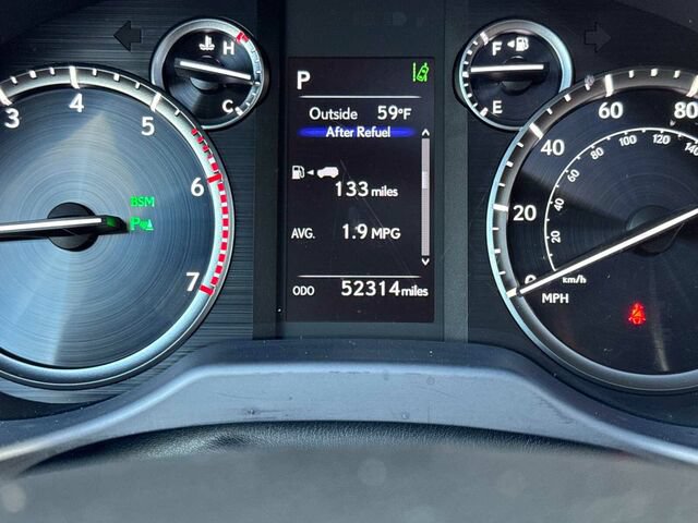 Used 2020 Lexus GX 460 Premium w/ Premium Package AWD/4WD image 32