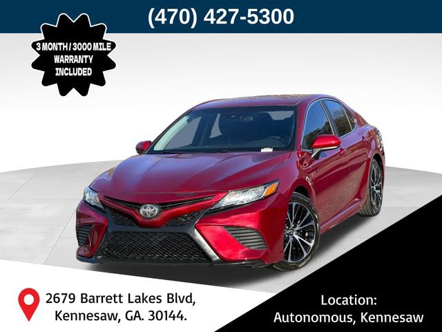 Used 2018 Toyota Camry SE image 1