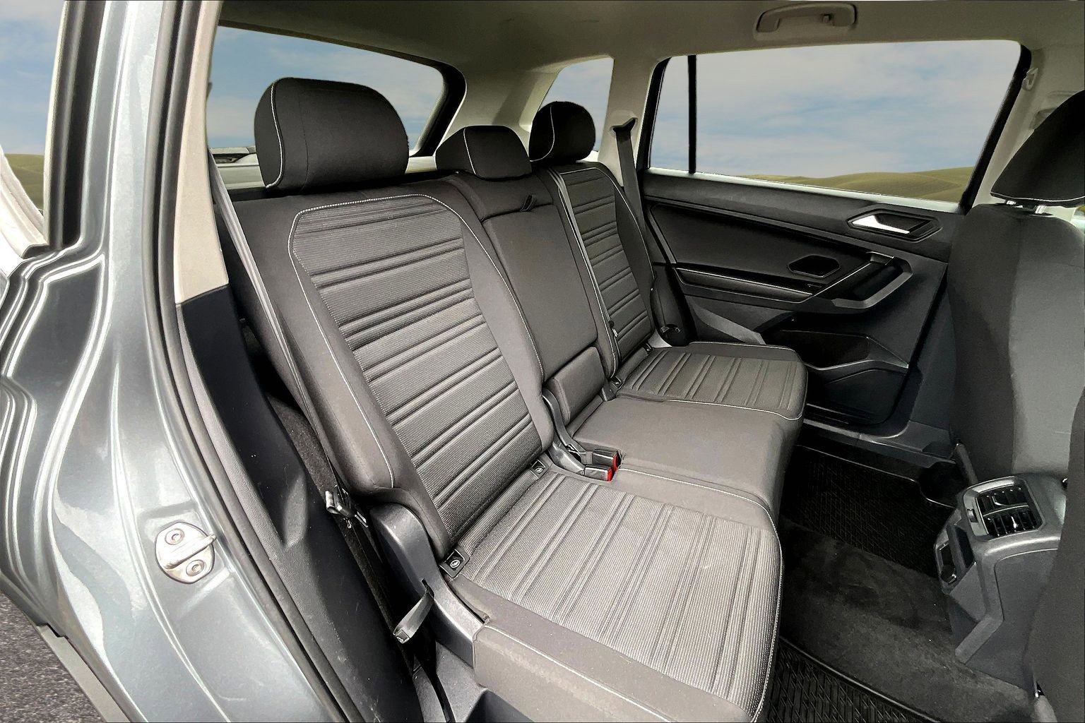 Used 2023 Volkswagen Tiguan S w/ Driver Assistance Package AWD/4WD image 16