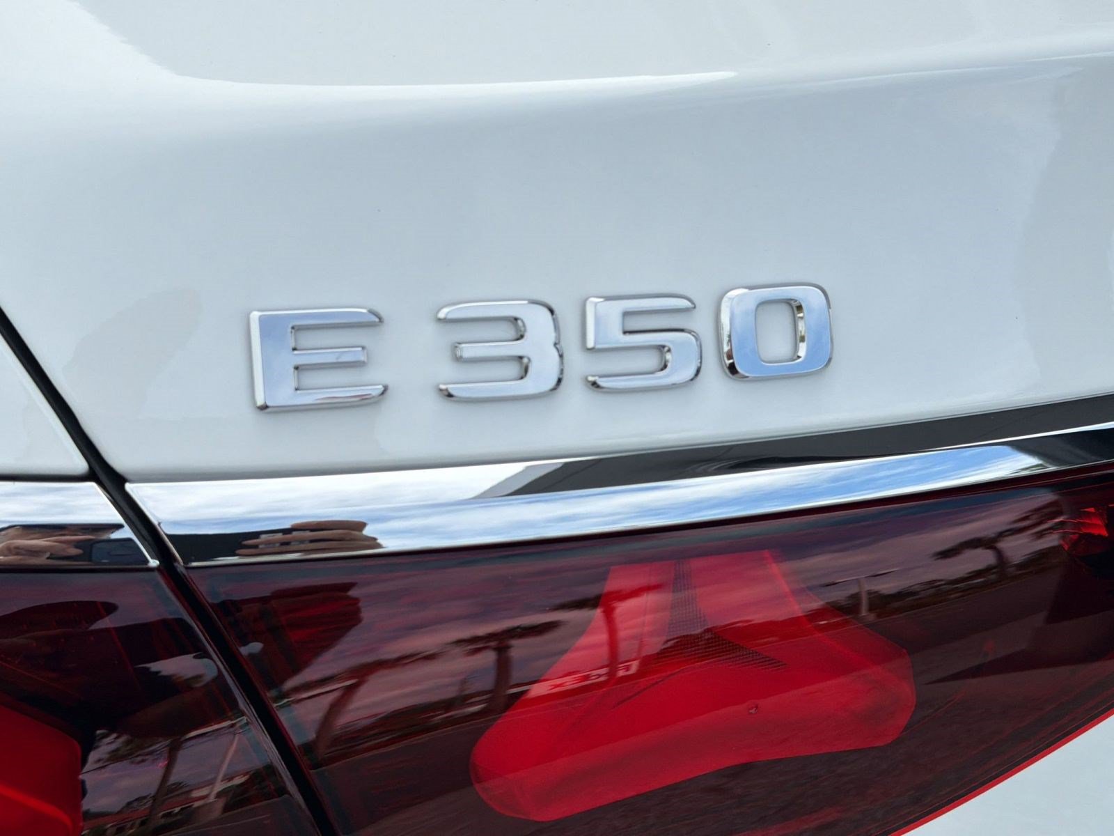 New 2026 Mercedes-Benz E 350 4MATIC Sedan image 32