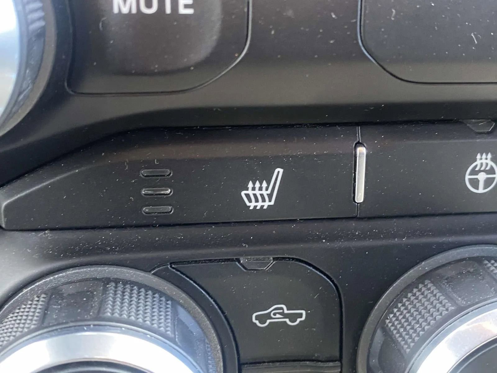 Used 2021 RAM 1500 Big Horn AWD/4WD image 29