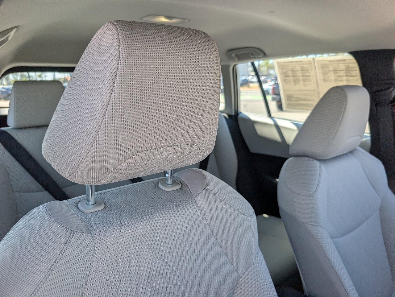 Used 2026 Toyota Corolla Cross L image 3