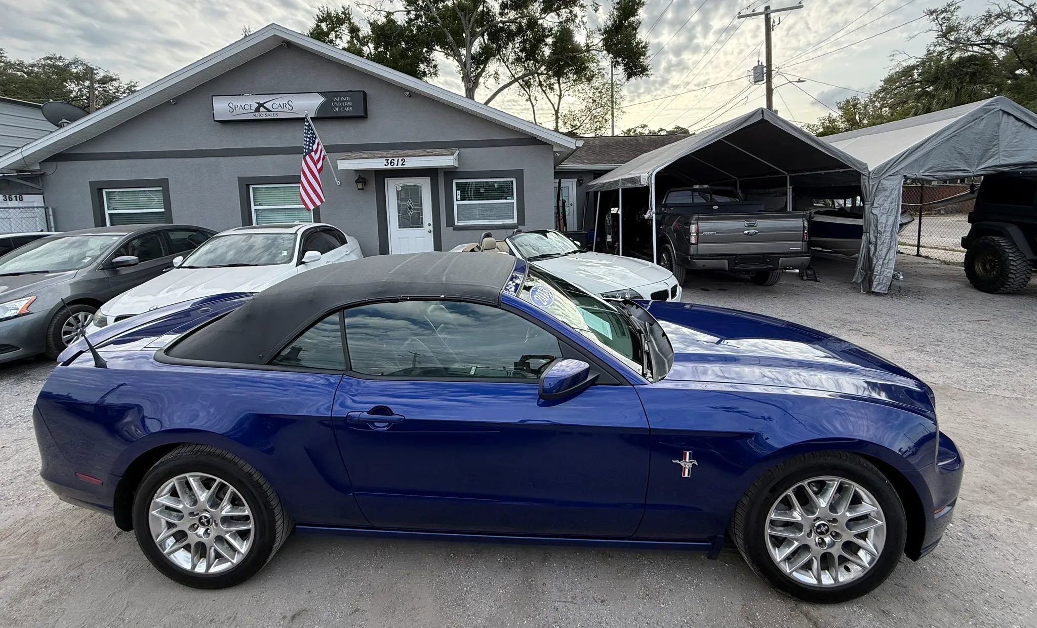 Used 2013 Ford Mustang Premium RWD image 8
