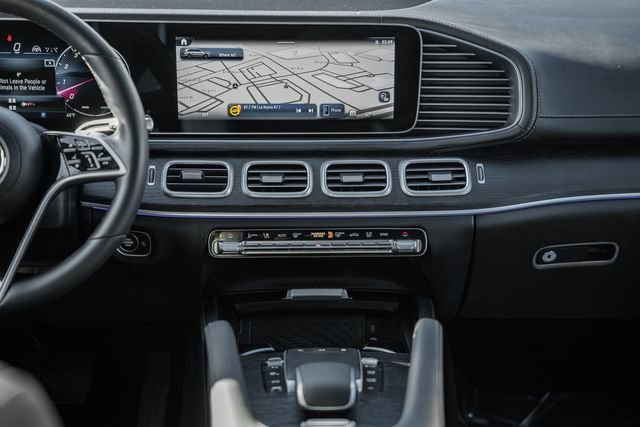 Certified 2025 Mercedes-Benz GLS 450 4MATIC image 22