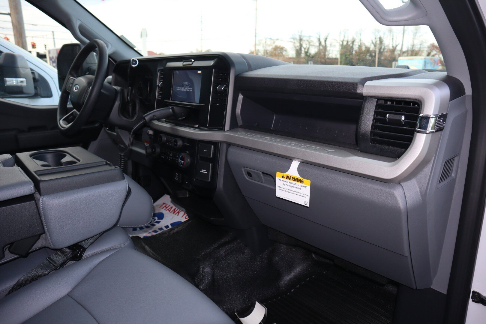 New 2026 Ford F550 4x4 Crew Cab image 19