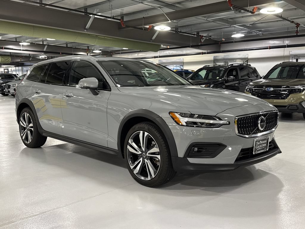 Certified 2025 Volvo V60 B5 Cross Country Plus