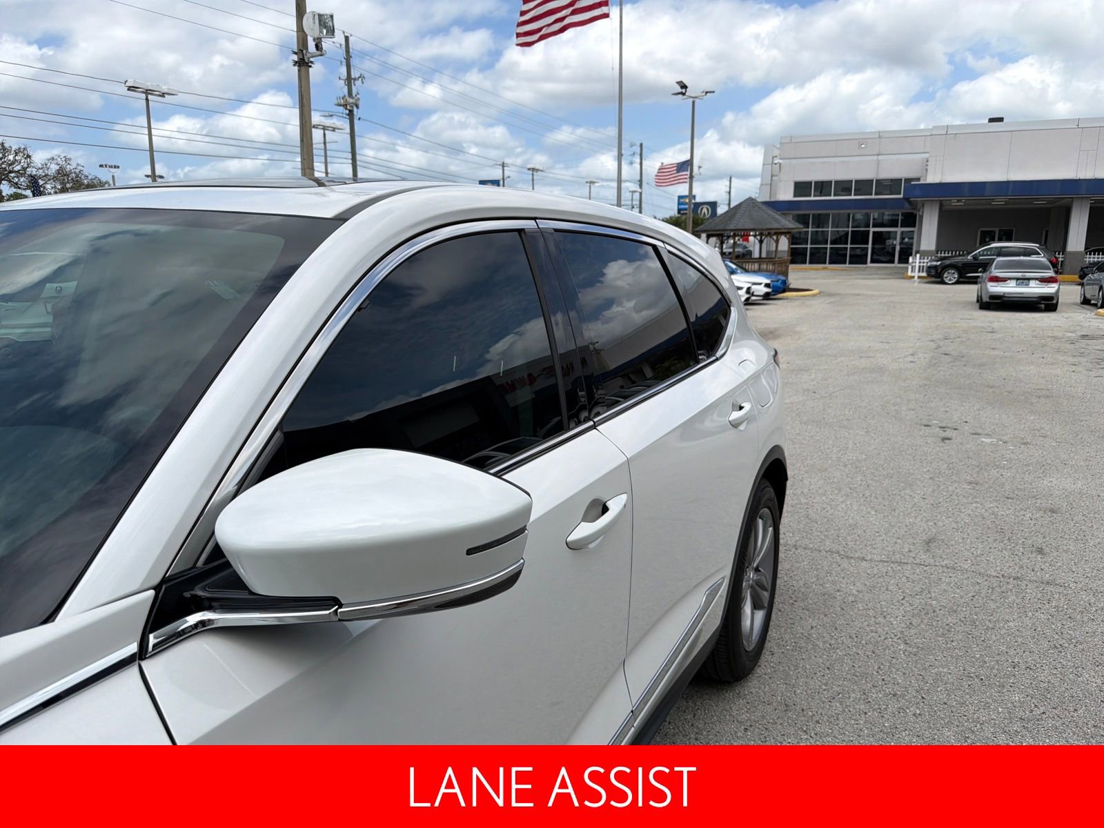 Used 2024 Acura MDX SH-AWD image 12