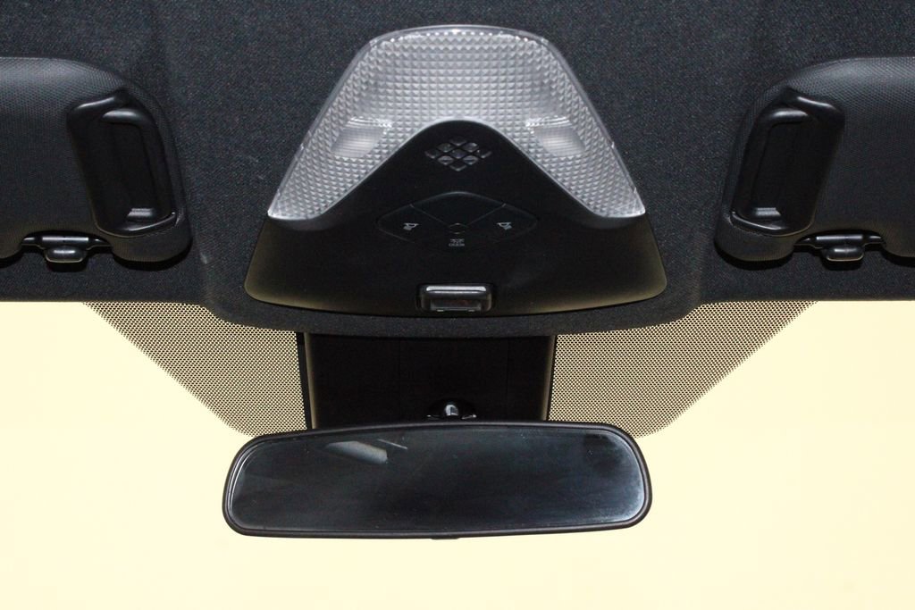 Used 2021 Toyota C-HR XLE image 26