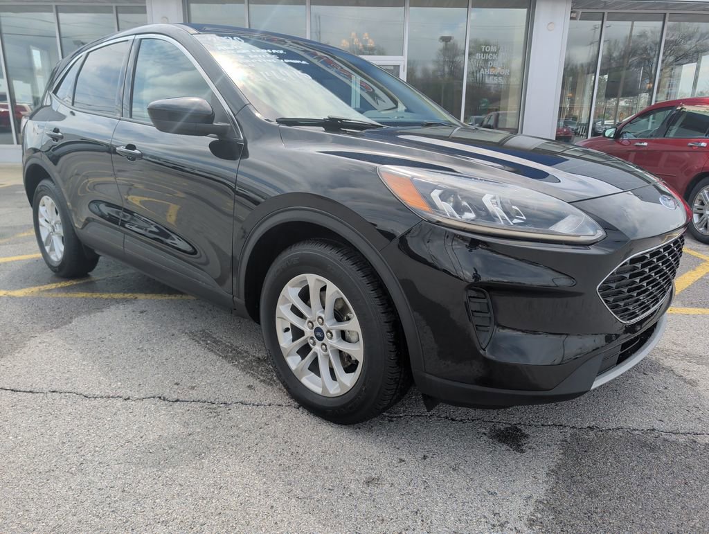 Used 2020 Ford Escape SE