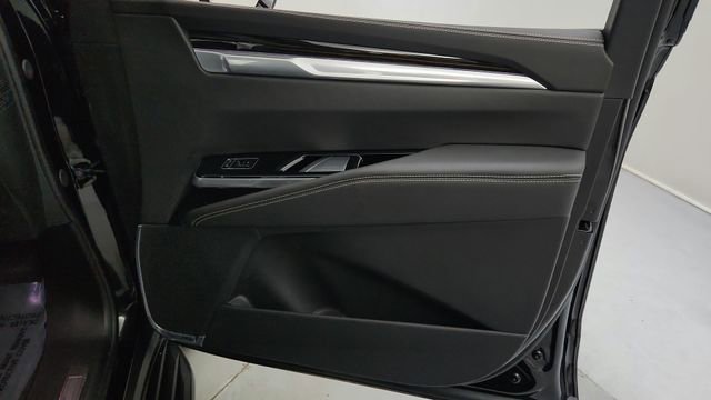 Certified 2025 Cadillac Escalade ESV Premium Luxury w/ LPO, Floor Liner Package image 23