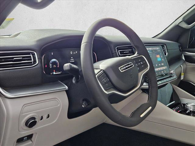 New 2026 Jeep Grand Wagoneer 2WD image 3