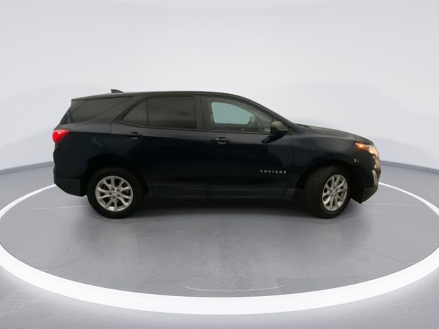 Used 2020 Chevrolet Equinox LS w/ LS Convenience Package image 7