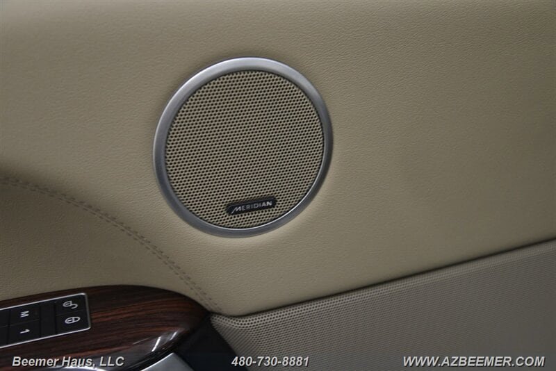Used 2017 Land Rover Range Rover HSE image 32