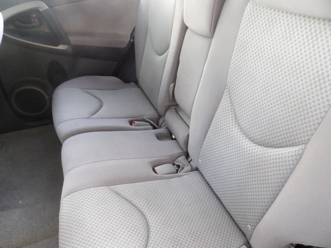 Used 2006 Toyota RAV4 2WD image 24