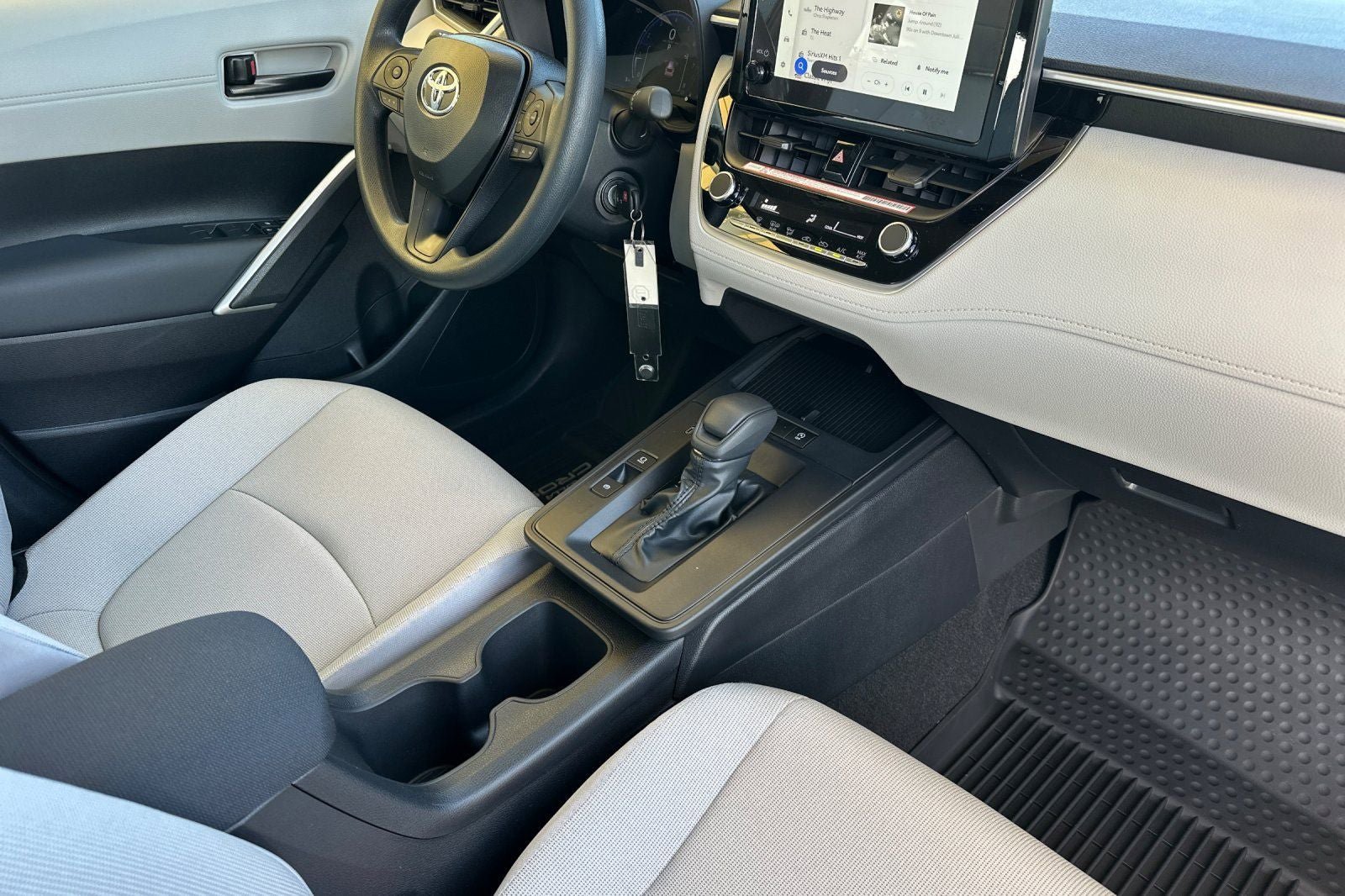 New 2026 Toyota Corolla Cross L image 19