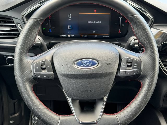Used 2025 Ford Escape ST-Line FWD image 14